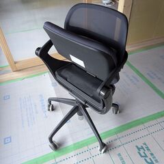 オフィスチェア　SWINの画像