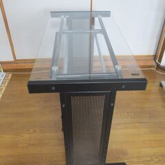 PC用ガラス机差し上げます。の画像