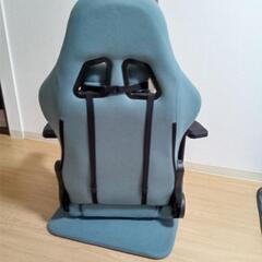ゲーミングチェアの画像