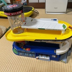 ダブルアクション　トミカビル
