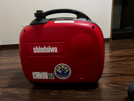 インバーター発電機 新ダイワ IEG1600M 防音 軽量 50/60Hz shindaiwa インバーター発電機