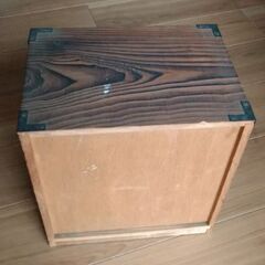 木製棚の画像