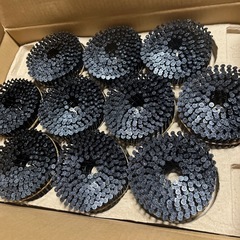 K32 MAX フラットコイルネイル FC50V8 N50 鉄釘 黒 ロール釘の画像