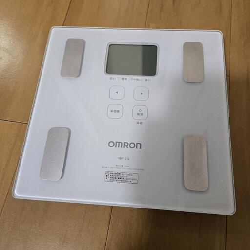 体組成計　オムロンHBF-214