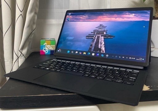 【ほぼ未使用】2-in-1 ASUS VIVOBOOK タブレッド　ノートPC