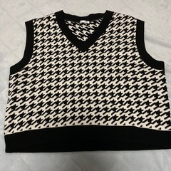 ハウンドトゥースニットベスト