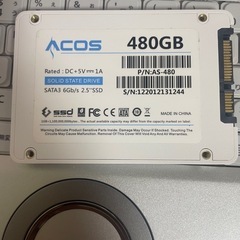 【ほぼ未使用】2.5インチSSD 480GB SATA III 高速データ転送⑨の画像
