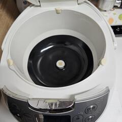 12/27まで TOSHIBA炊飯器 RC-10HKの画像
