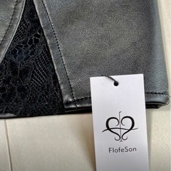 新品 未使用 ✴︎flofeson GOLF フェイクレザーミニスカートの画像