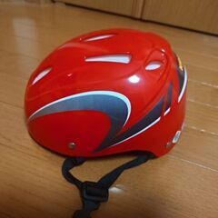 中古OGKキッズ自転車用ヘルメット赤の画像