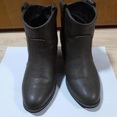美品　ショートブーツ　LLサイズ　RED KISS　24.5㎝　ブラウンの画像