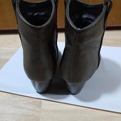 美品　ショートブーツ　LLサイズ　RED KISS　24.5㎝　ブラウンの画像