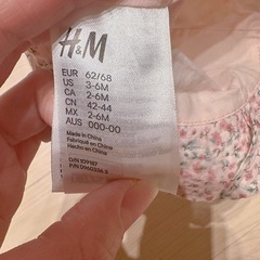 【031】ベビー帽子 ほぼ未使用　42-44の画像