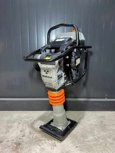 【美品】三笠産業 プレートランマー 転圧機 三笠 ミカサ 現場MIKASA 建設機械 ランマー プレート MT-55L 建設機械 土木 締固舗装 転圧 大阪