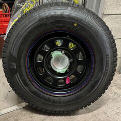 【商談中】
ハイエース用 スタッドレスタイヤ（ホイール付き） 195/80R15 ブリヂストン ブリザック VL10の画像