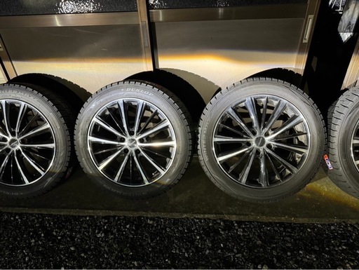 LEGZAS18インチスタッドレス