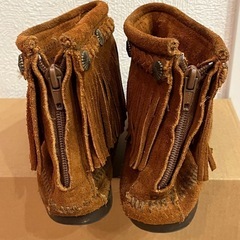ミネトンカ　ショートブーツ　23cm〜23.5cmの画像