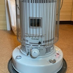 【新品・未使用】 トヨトミ KS67-H ホワイト 対流式ストーブ