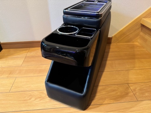 ワンボックスセンターコンソール