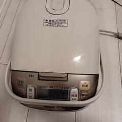 炊飯器 5合 Panasonic SR-HD101の画像
