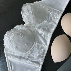 トリニティ ブライダルインナー セット D65の画像