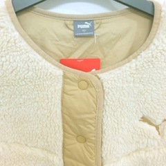 値下げ　新品　PUMA ボアジャケット　ベージュの画像