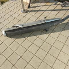 ヤマハYBR125の純正マフラーの画像