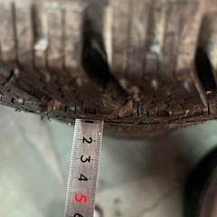 195/60R15 スタッドレス　年式古いですがほぼ新品　組み替え工賃込みの画像