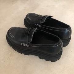 zara ローファーの画像