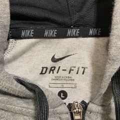 NIKE パーカーMENS Lの画像