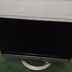 お話中。ビクター42型テレビ📺️2005年製