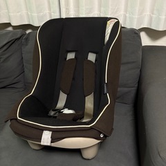 combiチャイルドシート