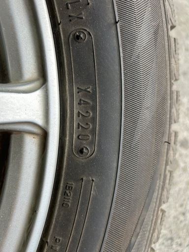 スタッドレスタイヤ　ホイルセット　185/65R15 デミオ　キューブ　アクア等