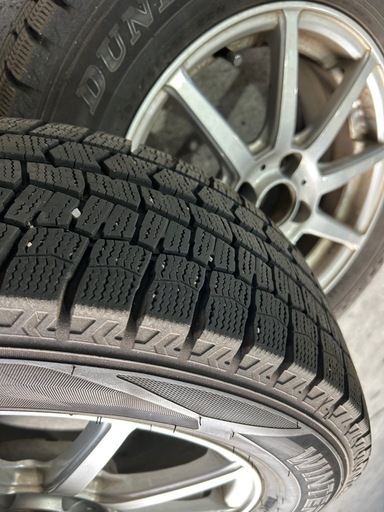 スタッドレスタイヤ　ホイルセット　185/65R15 デミオ　キューブ　アクア等
