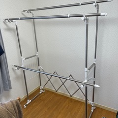 室内物干しの画像