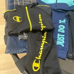 まとめ売り✨男の子ズボンジャージ上下2セットの画像