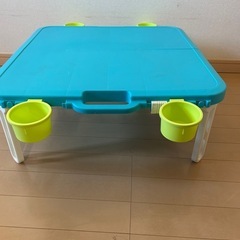 ピクニックテーブルの画像