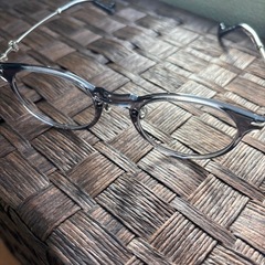 ⭕️超美品⭕️モンクレール正規品⭕️¥39600　ブルーカット付き⭕️スケルトングレーメガネ👓の画像