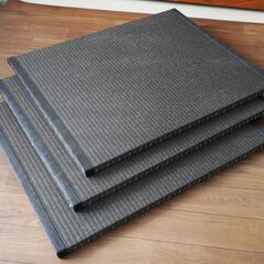 【中古】縁つき 三分割畳 栗色　（2）の画像