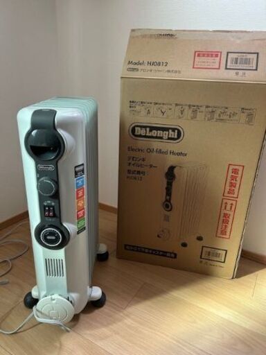 デロンギオイルヒーターHJ0812　箱付き