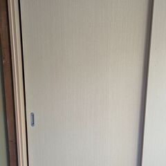 建具（押入れ用戸袋、片引き戸及び引戸
