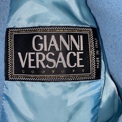 ジャンニ・ヴェルサーチ　スーツの画像