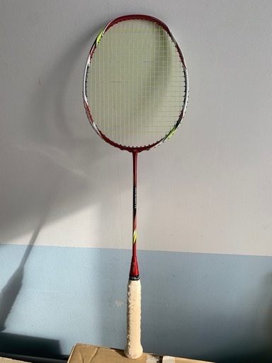 1/4迄 ヨネックスバドミントンラケット