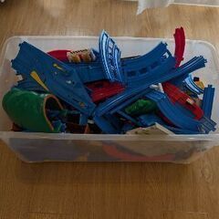 プラレール