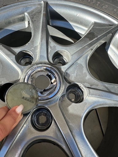 スタッドレスタイヤタイヤチェーン195/65R15 エスクァイア