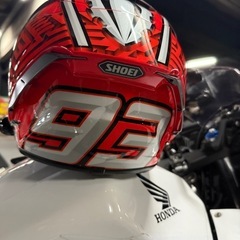 SHOEI X-fourteen マルケスの画像