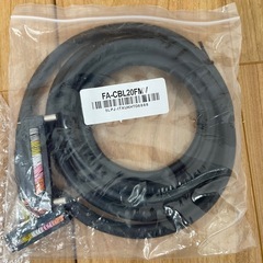 ❐型番：FA-TBS32XY PLC用コネクタ／端子台変換ユニット/FA-CBL20FMV PLC対応ケーブル（PLC⇔端子台間接続用）Y の画像