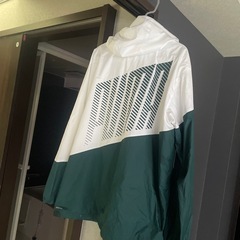 XL　プーマジャケット。