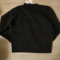 値下げしました!新品メンズトレーナー　ブラック黒　胸ポケット　腹部ポケットありの画像