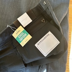 制服のズボン
の画像